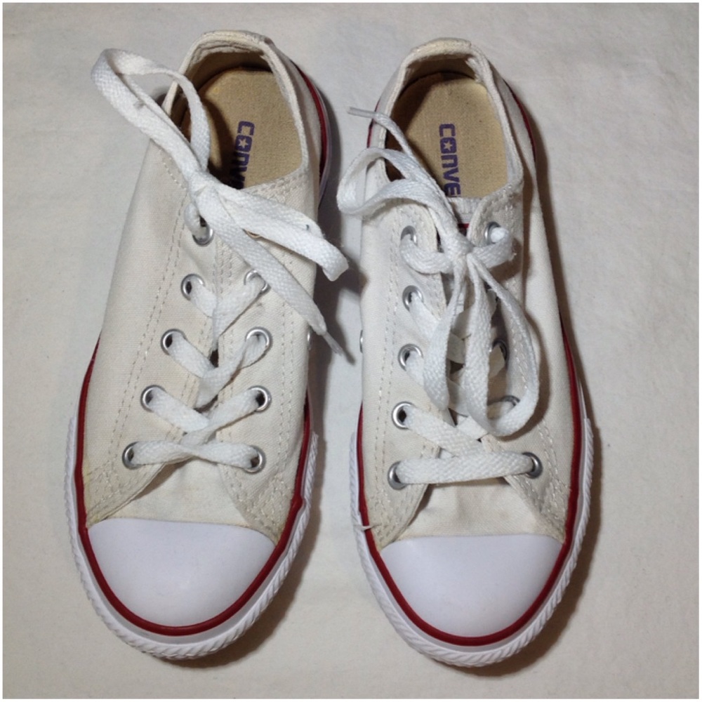 Youth Size 1 White All Star Converse
